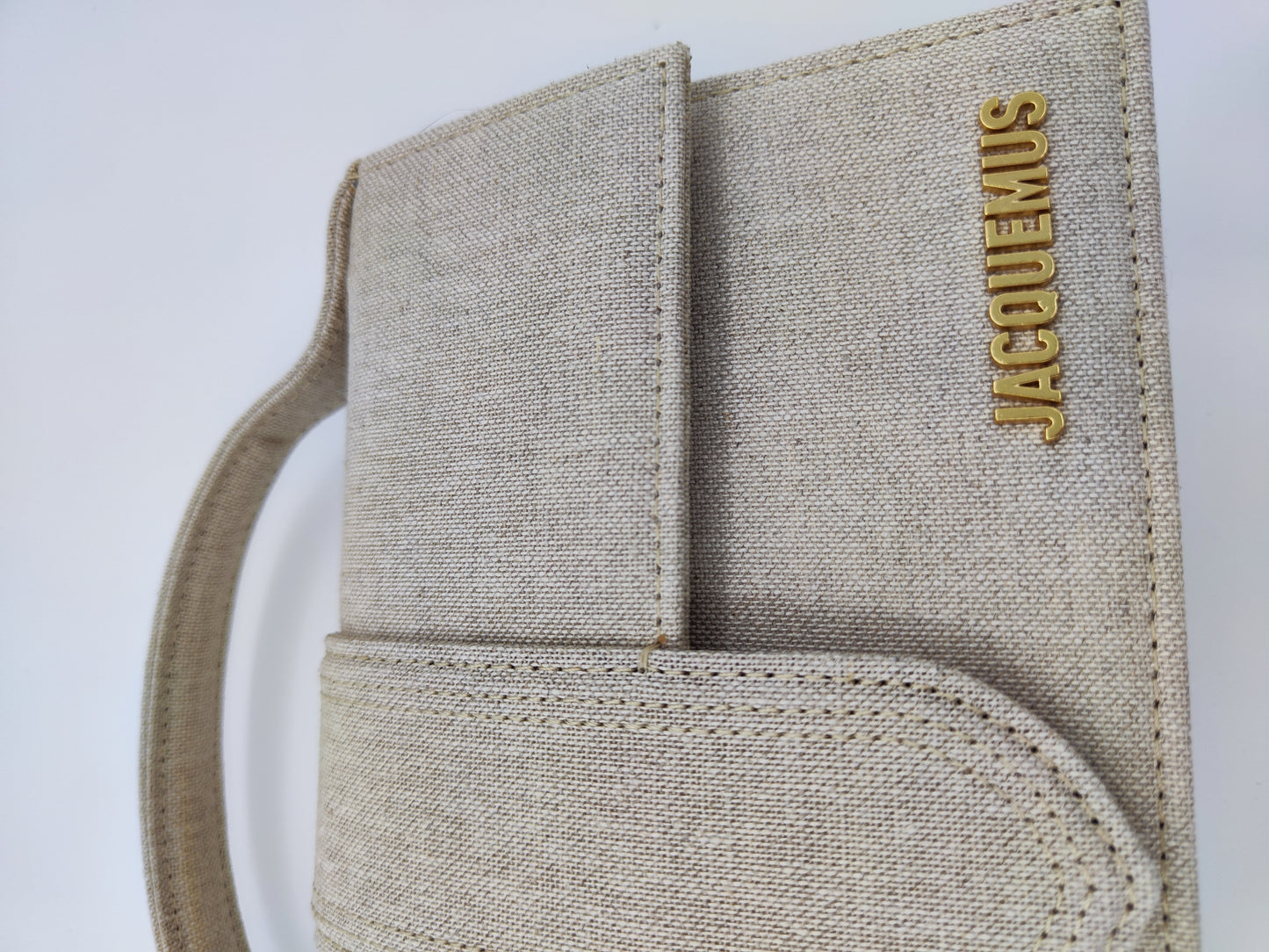 Jacquemus le grand bambino sabbia
