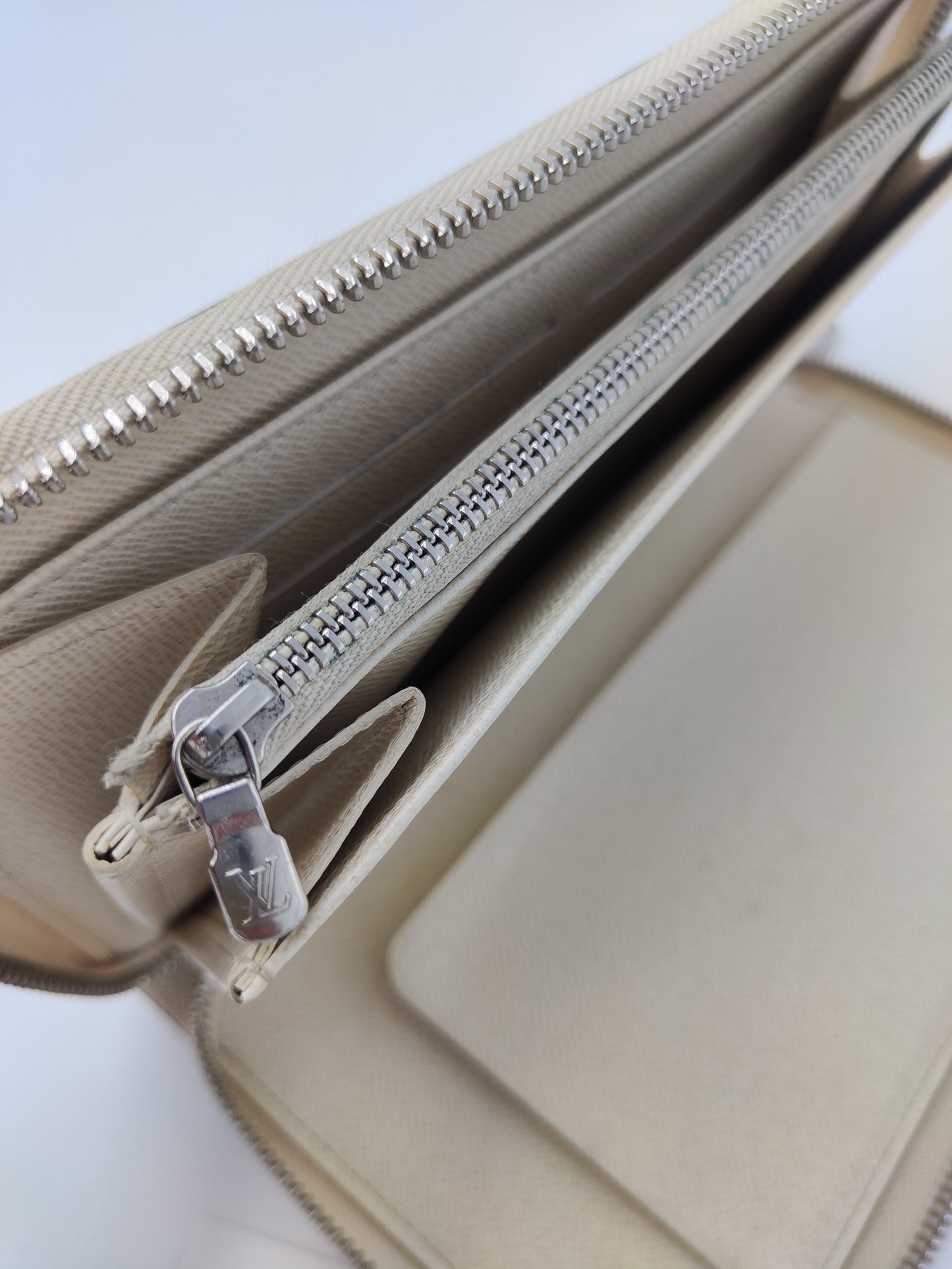 Portafoglio LV Zippy Epi