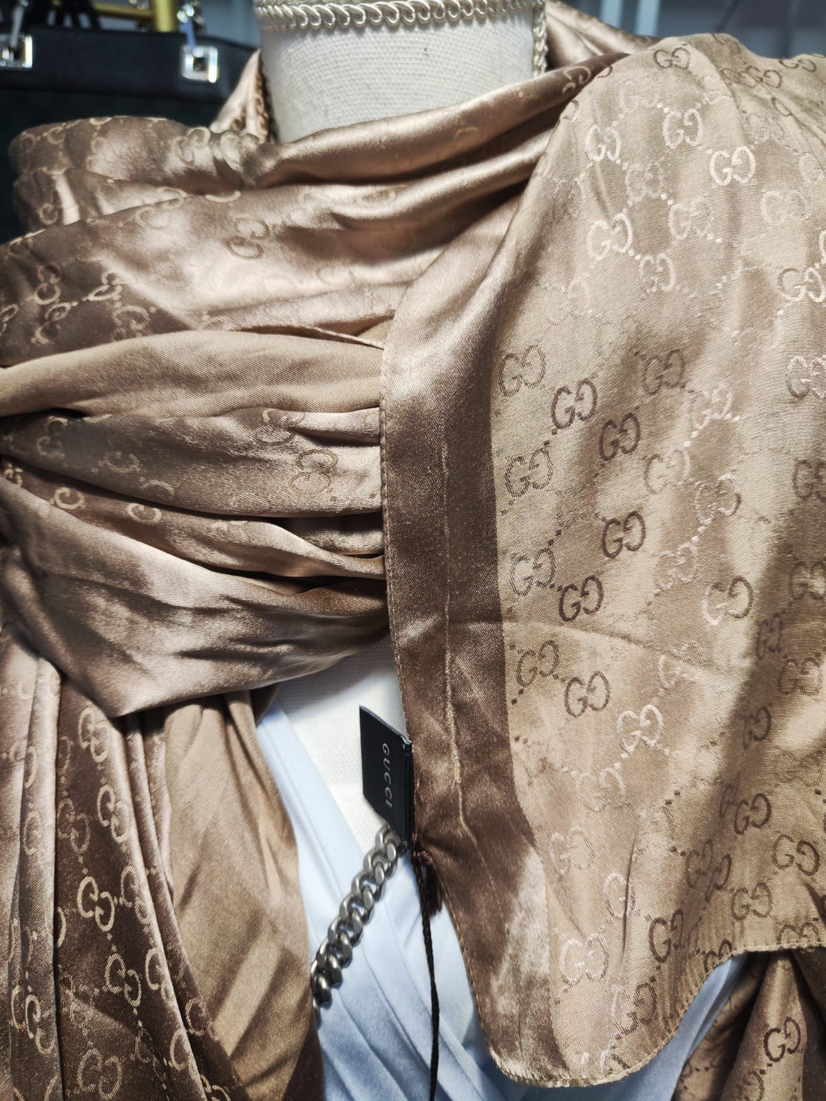 Sciarpa GG seta al 53%