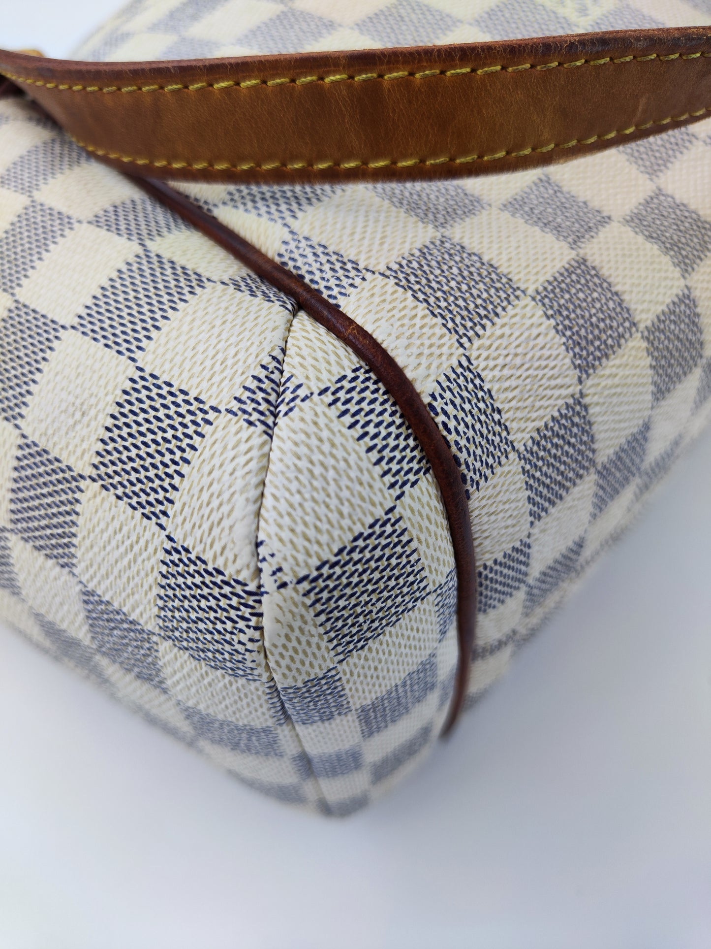 Louis Vuitton Totally PM