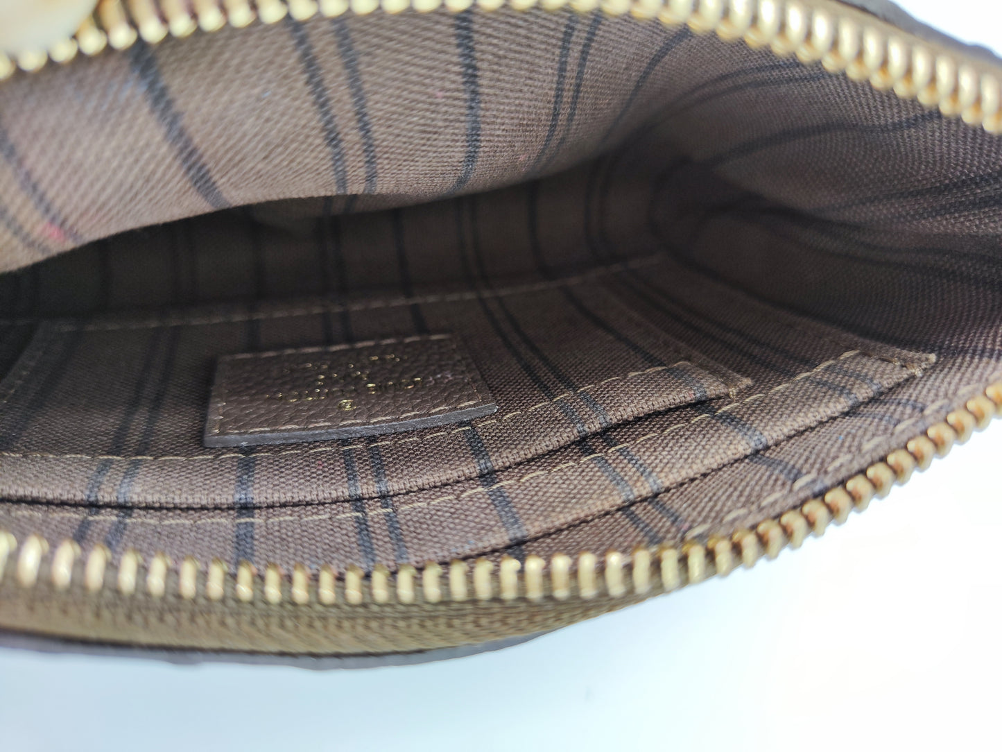Pochette LV