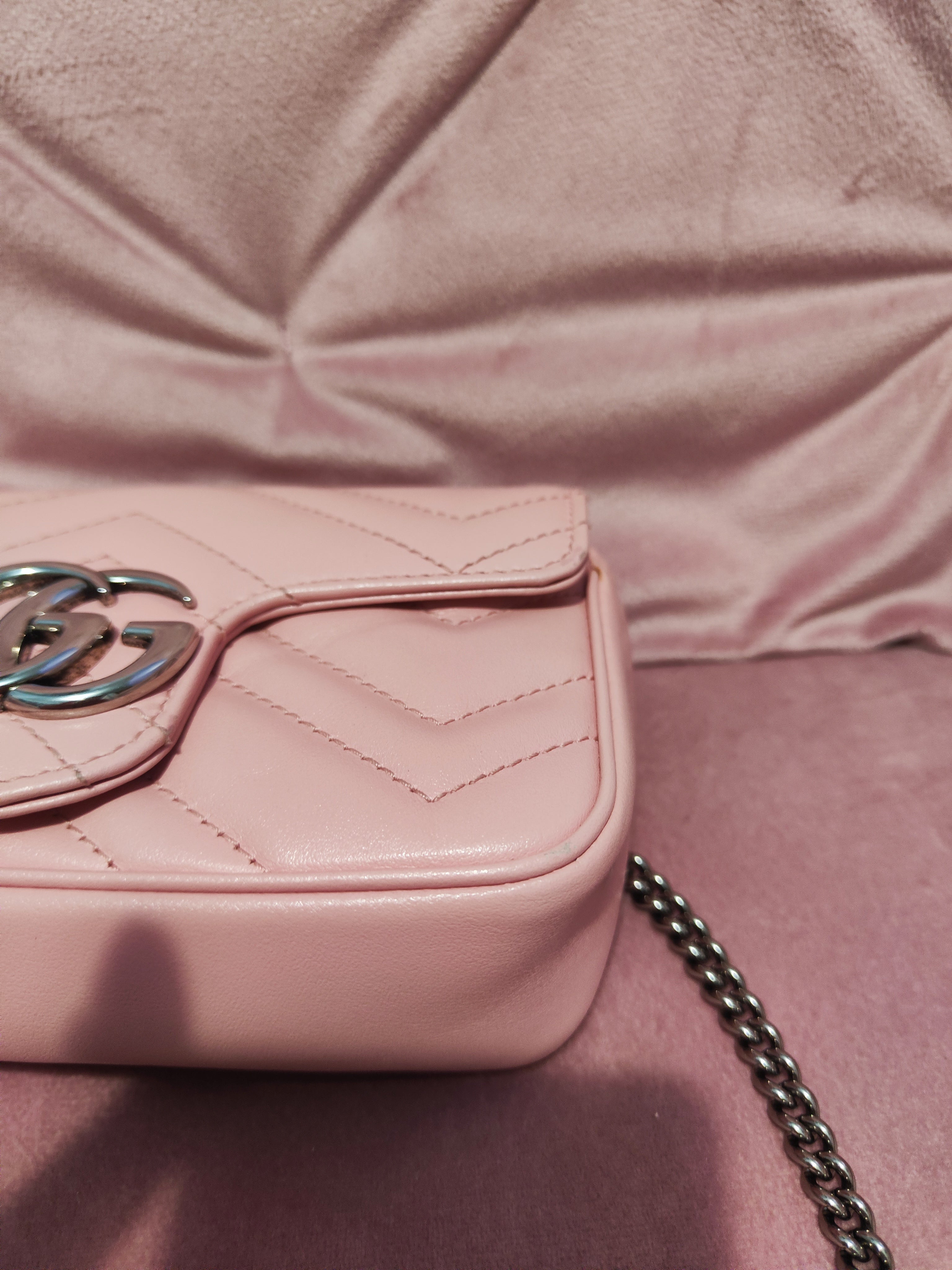 Gucci Marmont rosa