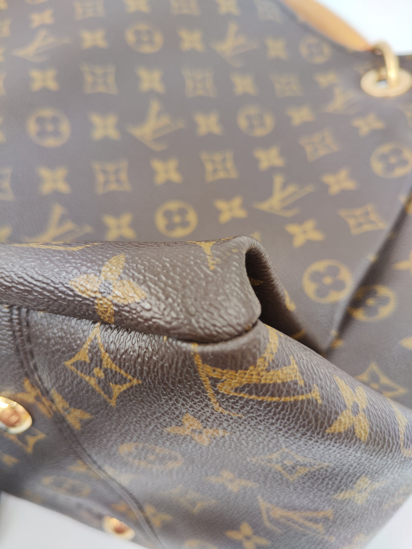 Louis Vuitton Artsy