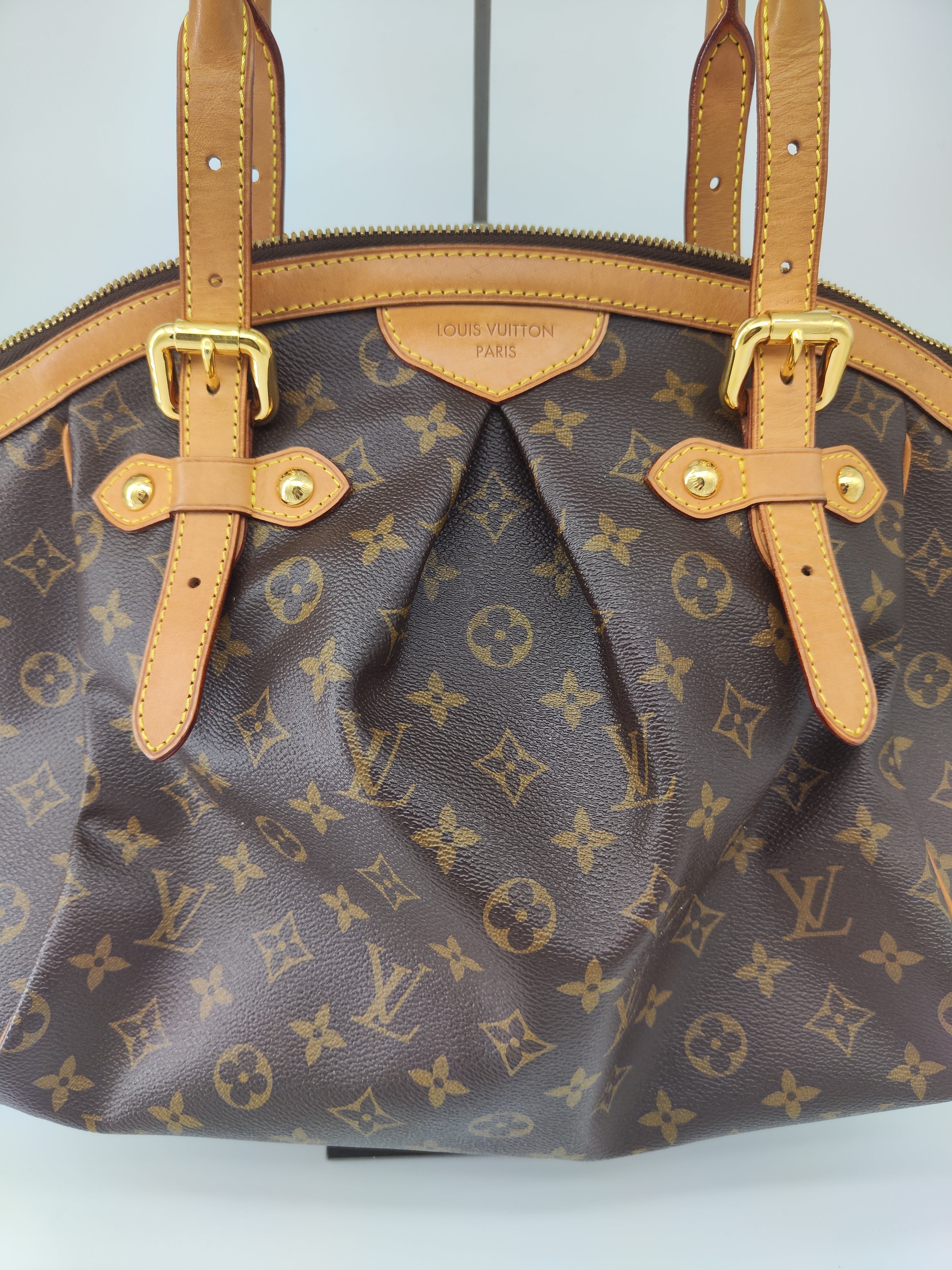 Louis Vuitton Tivoli