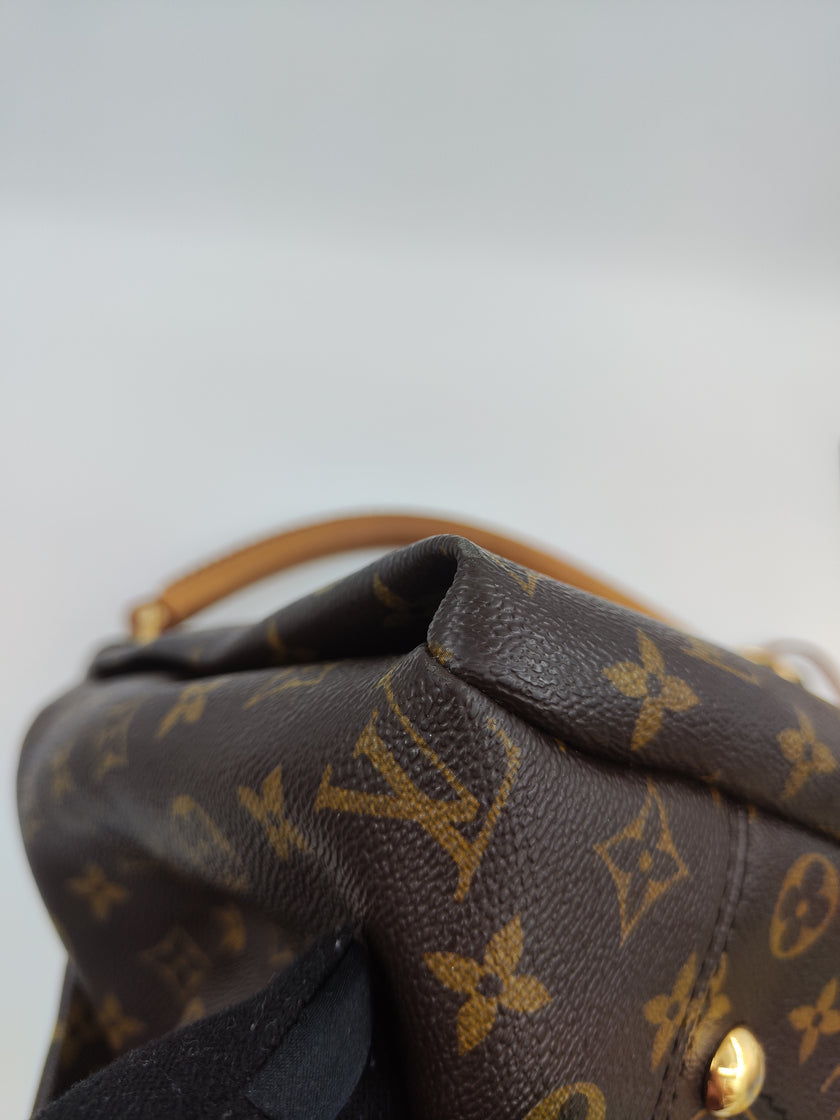 Louis Vuitton Artsy