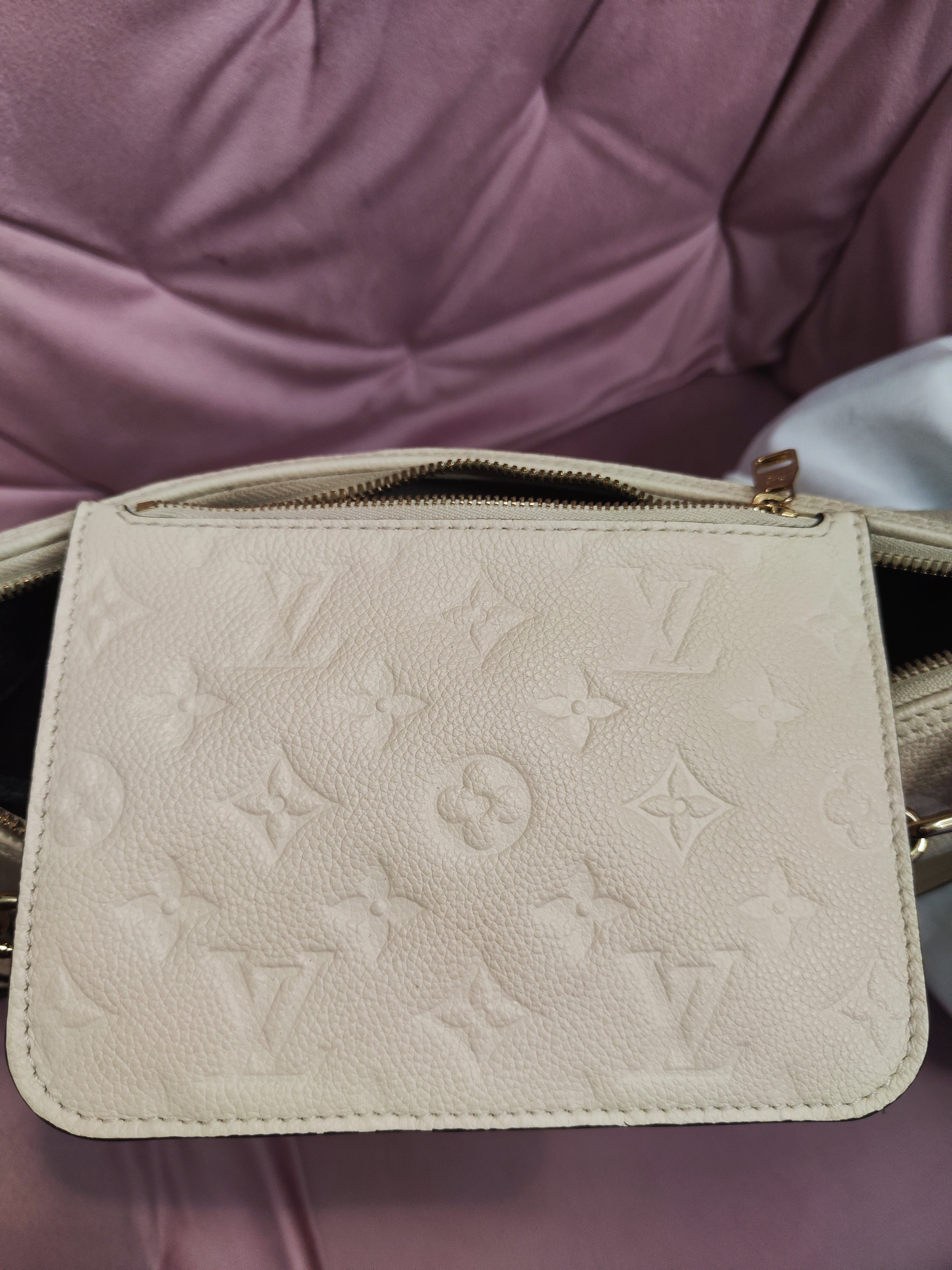 Borsa LV Loop