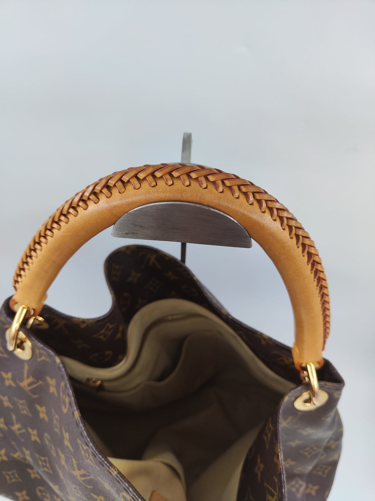 Louis Vuitton Artsy