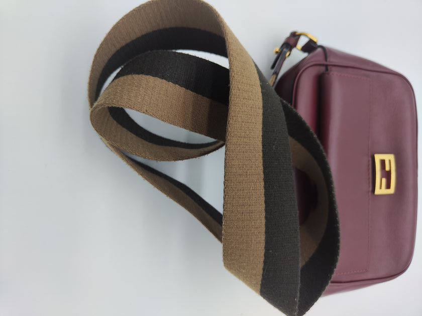 Tracolla Fendi baguette camera