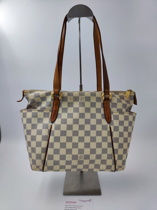Louis Vuitton Totally PM