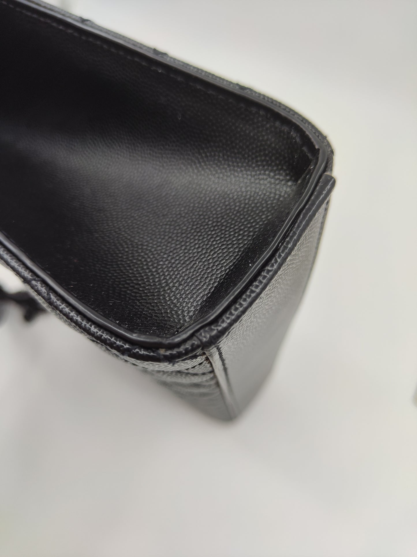 Saint Laurent Enveloppe