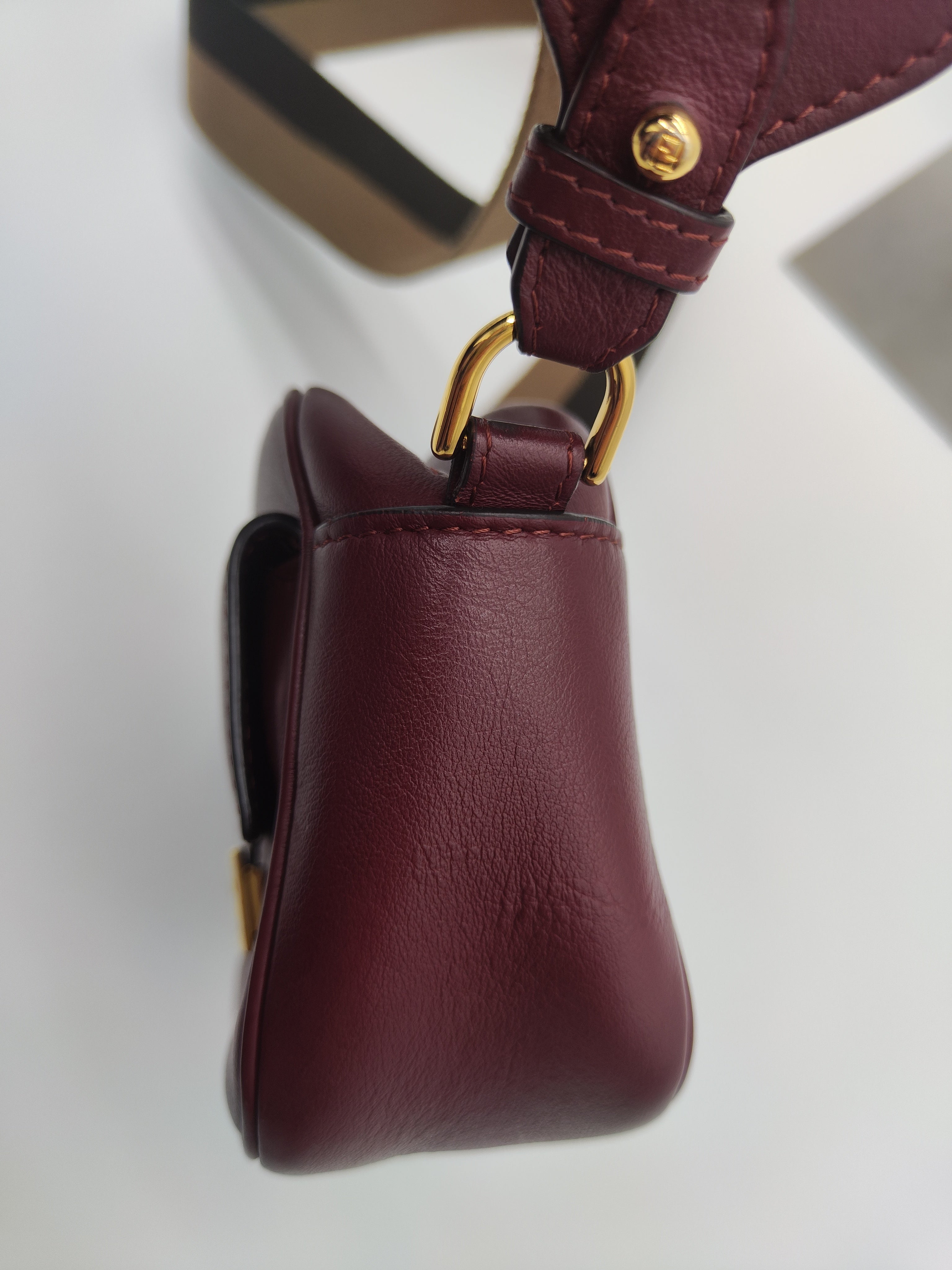 Tracolla Fendi baguette camera