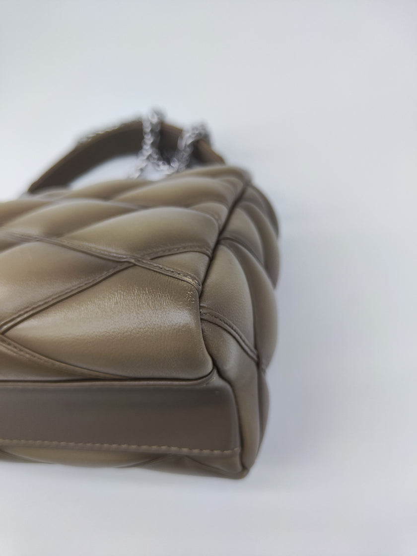 Louis Vuitton 14