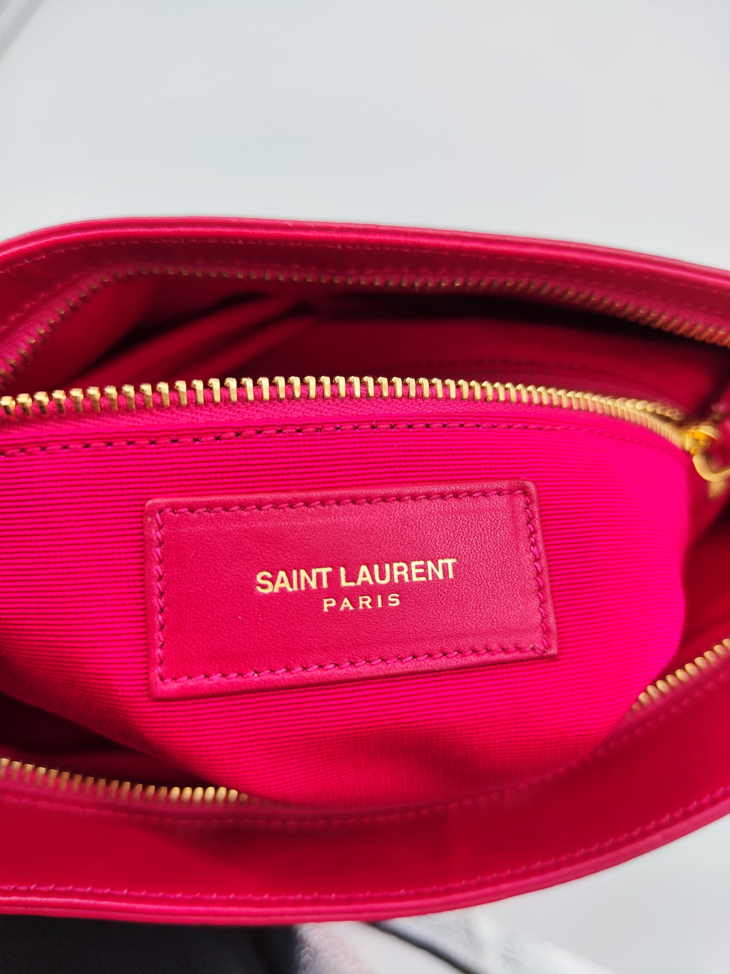 Pochette Yves Saint Laurent