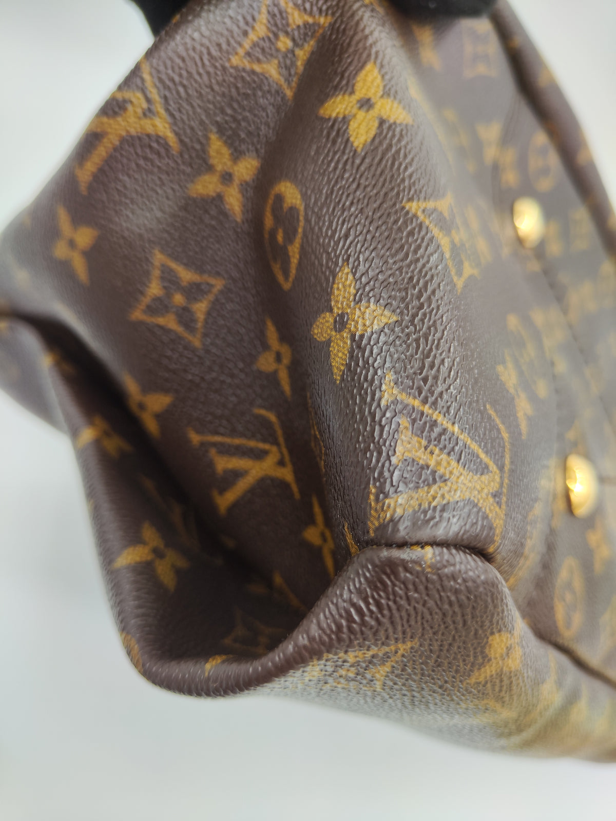 Louis Vuitton Artsy