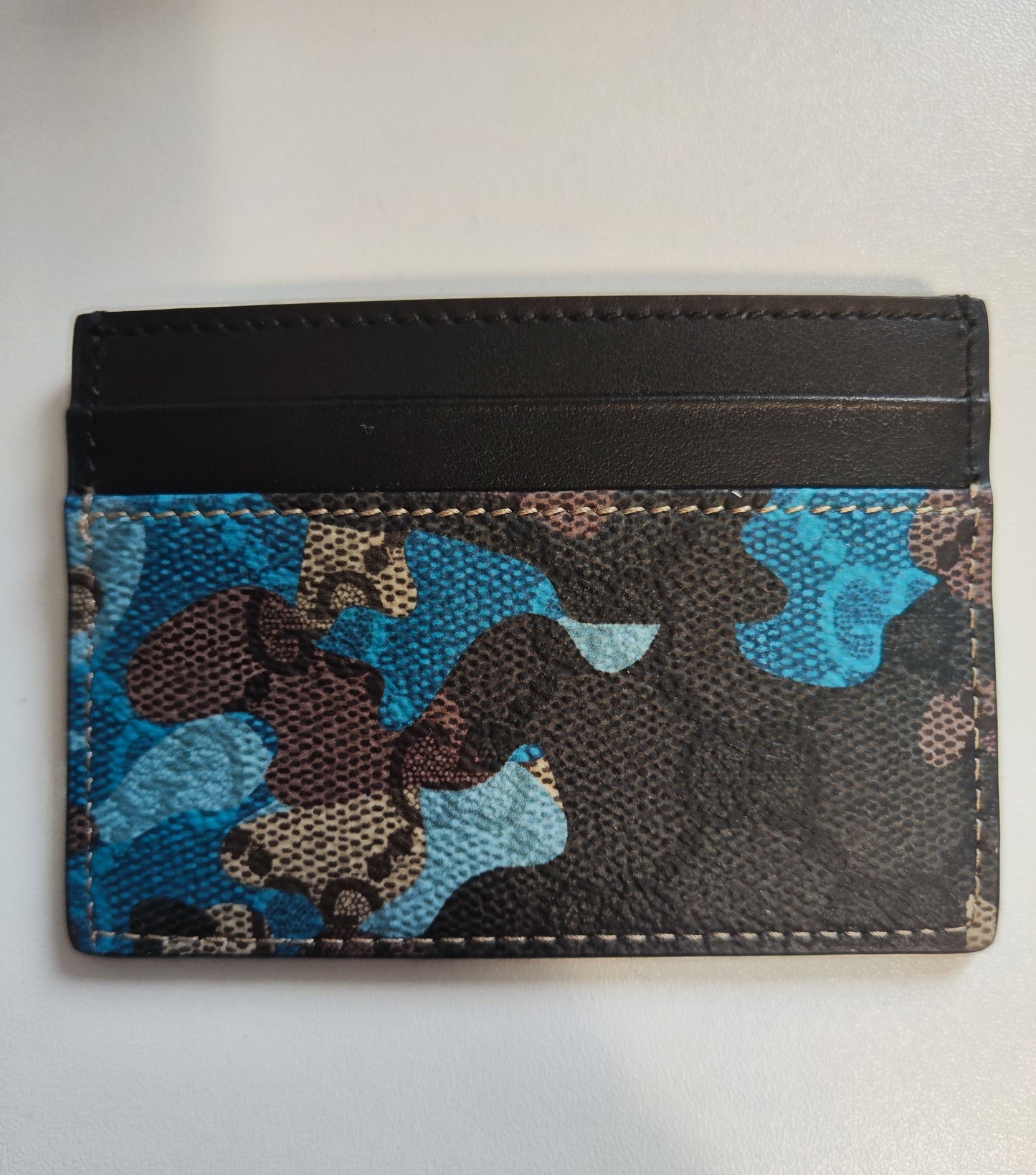 Portacarte camouflage azzurro