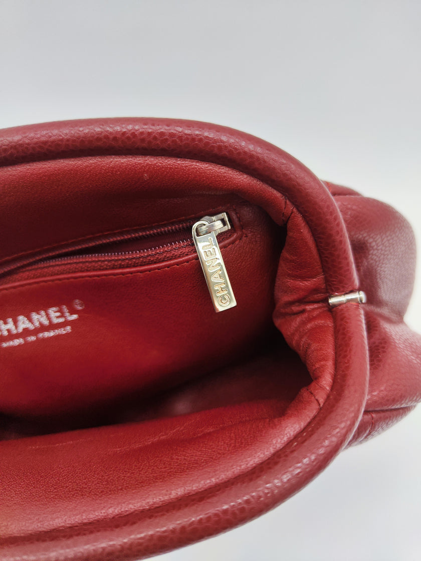 Chanel clutch