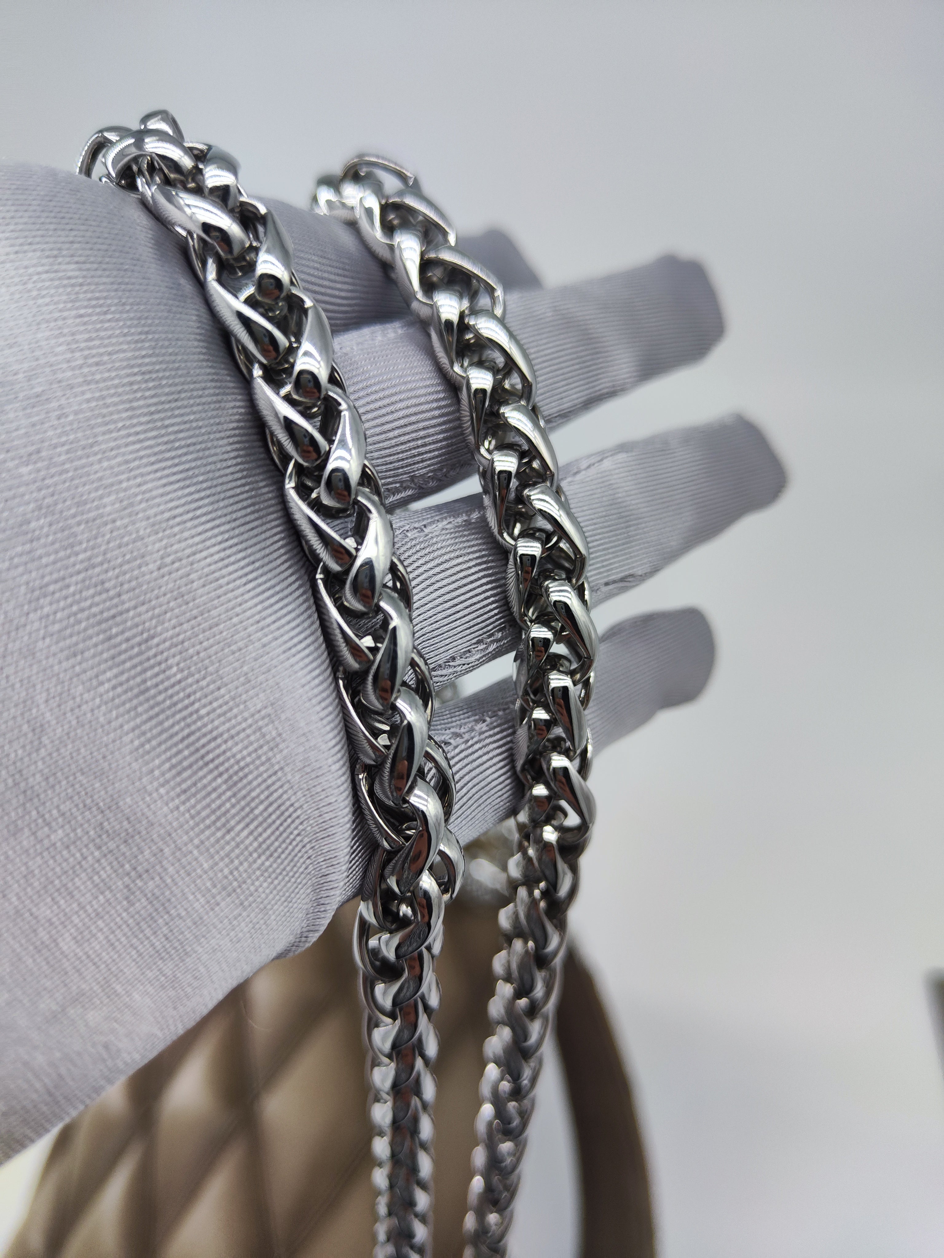 Louis Vuitton 14