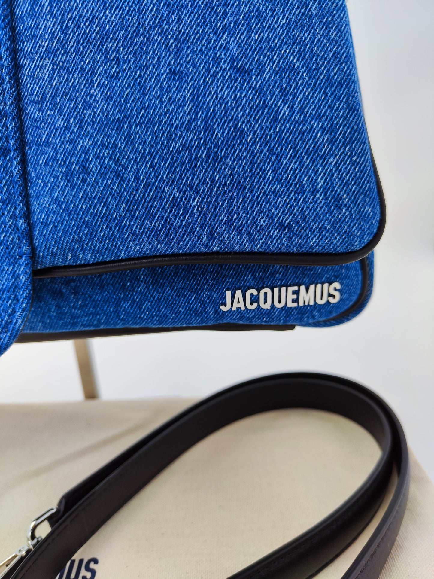 Jacquemus Le Bambimou