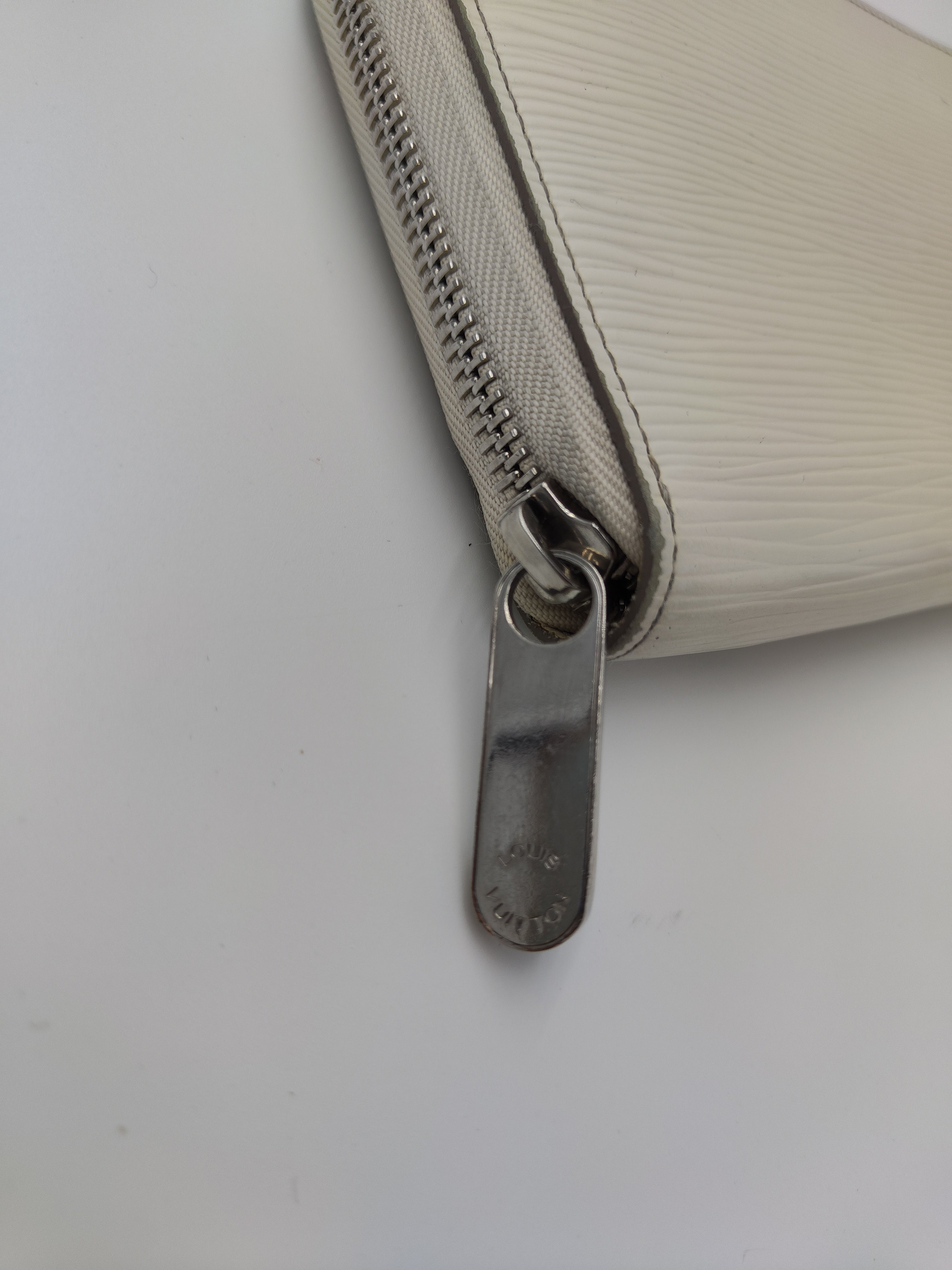 Portafoglio LV Zippy Epi