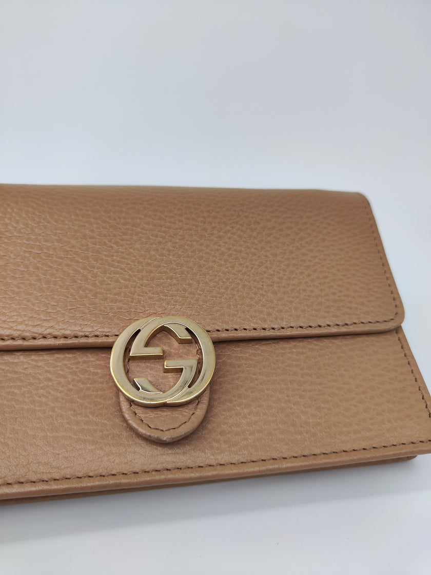Gucci Interlocking beige