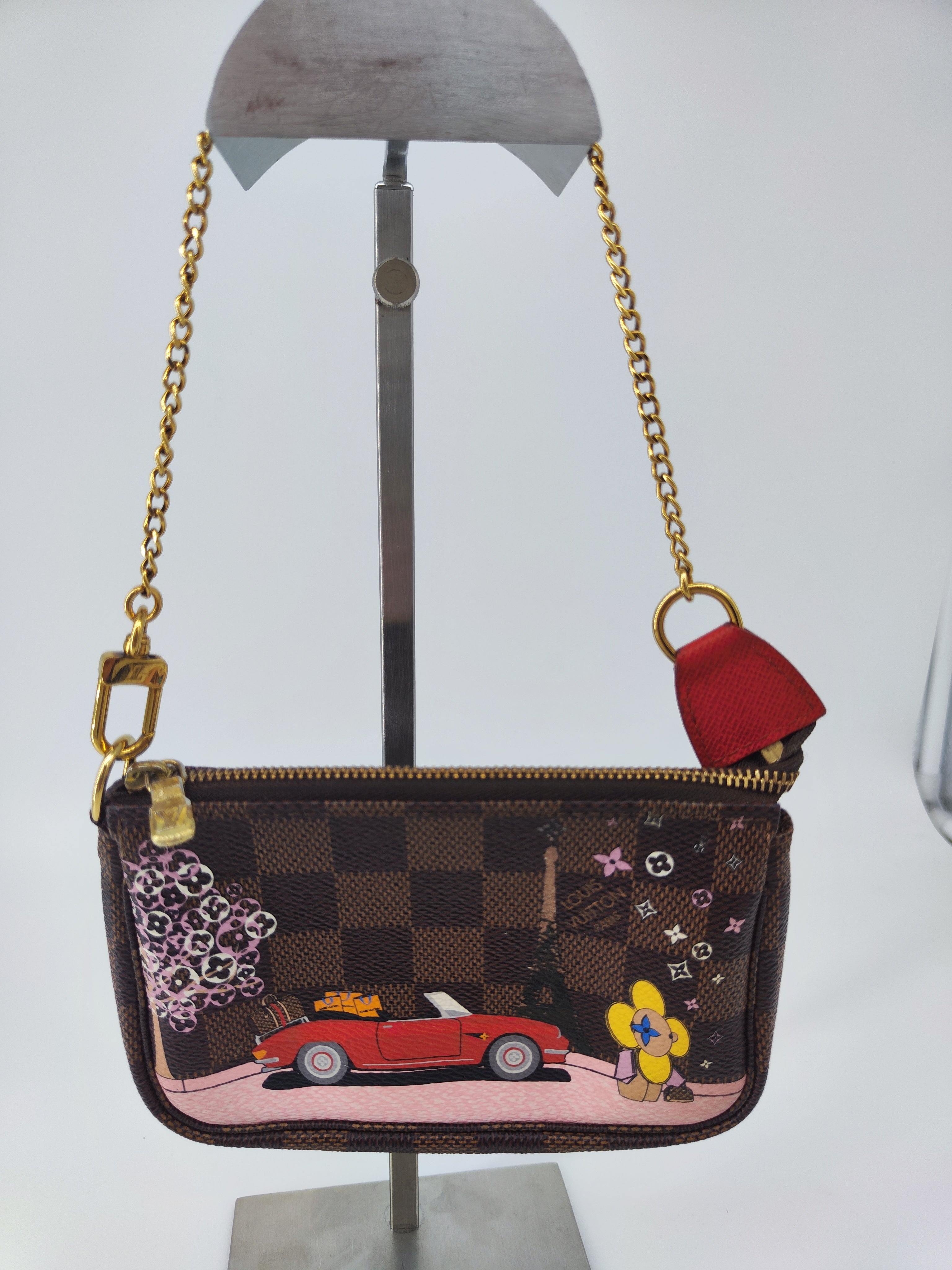 Pochette LV tour eiffel