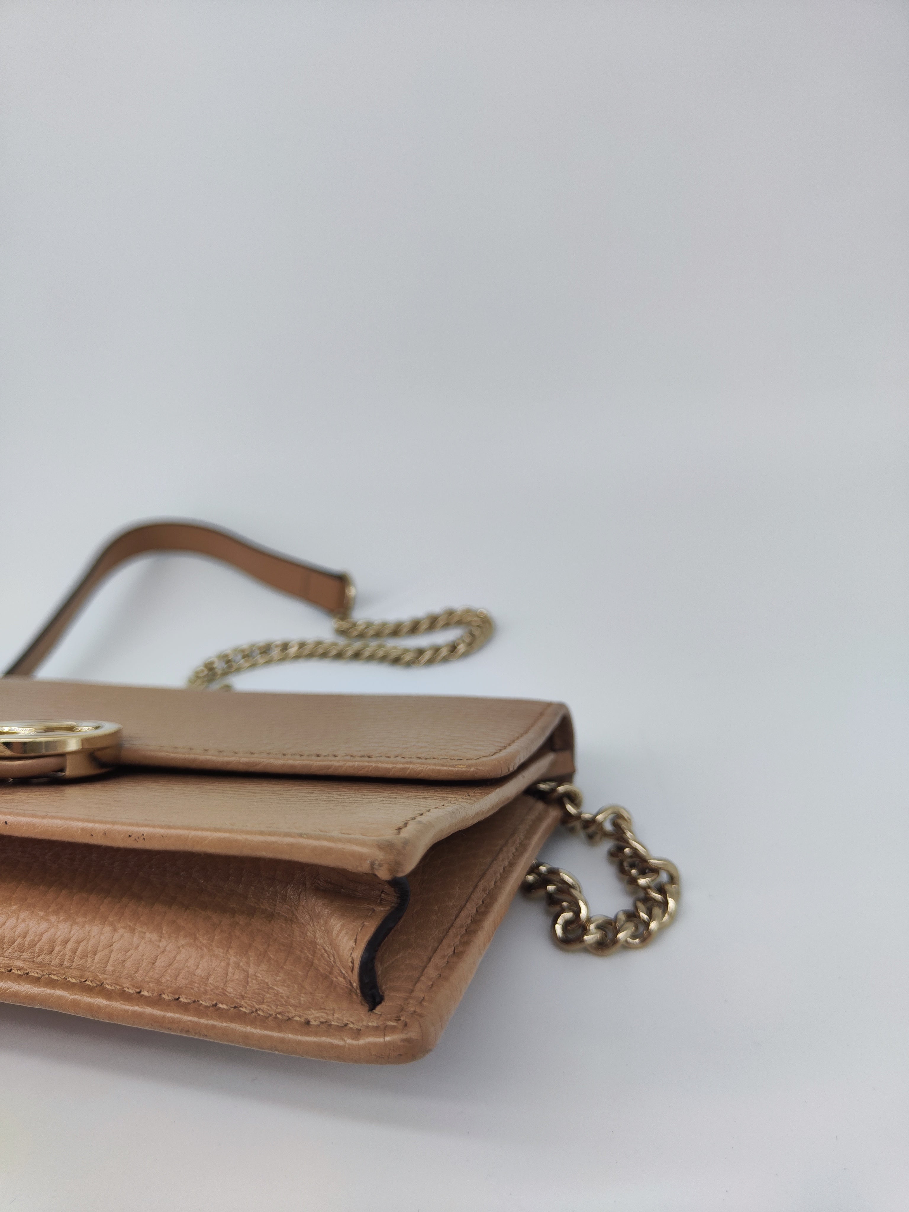Gucci Interlocking beige