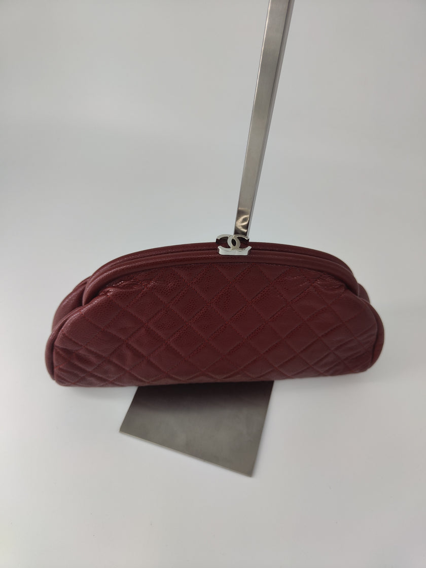 Chanel clutch