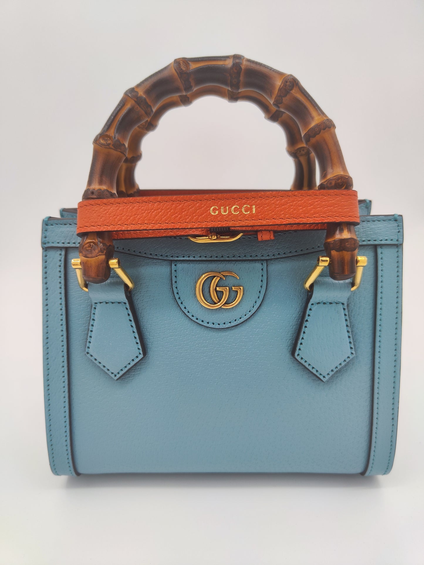 Gucci Diana