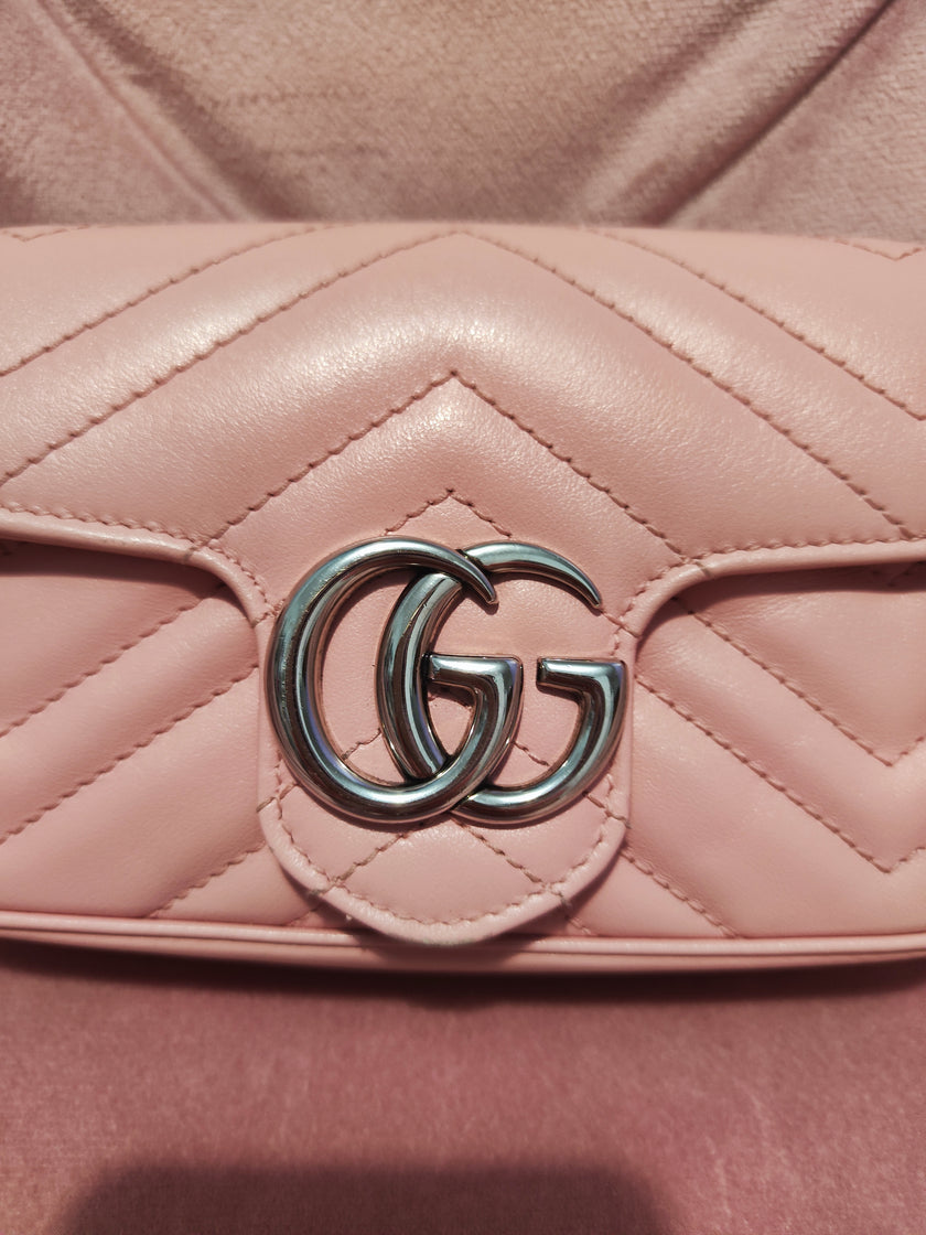 Gucci Marmont rosa