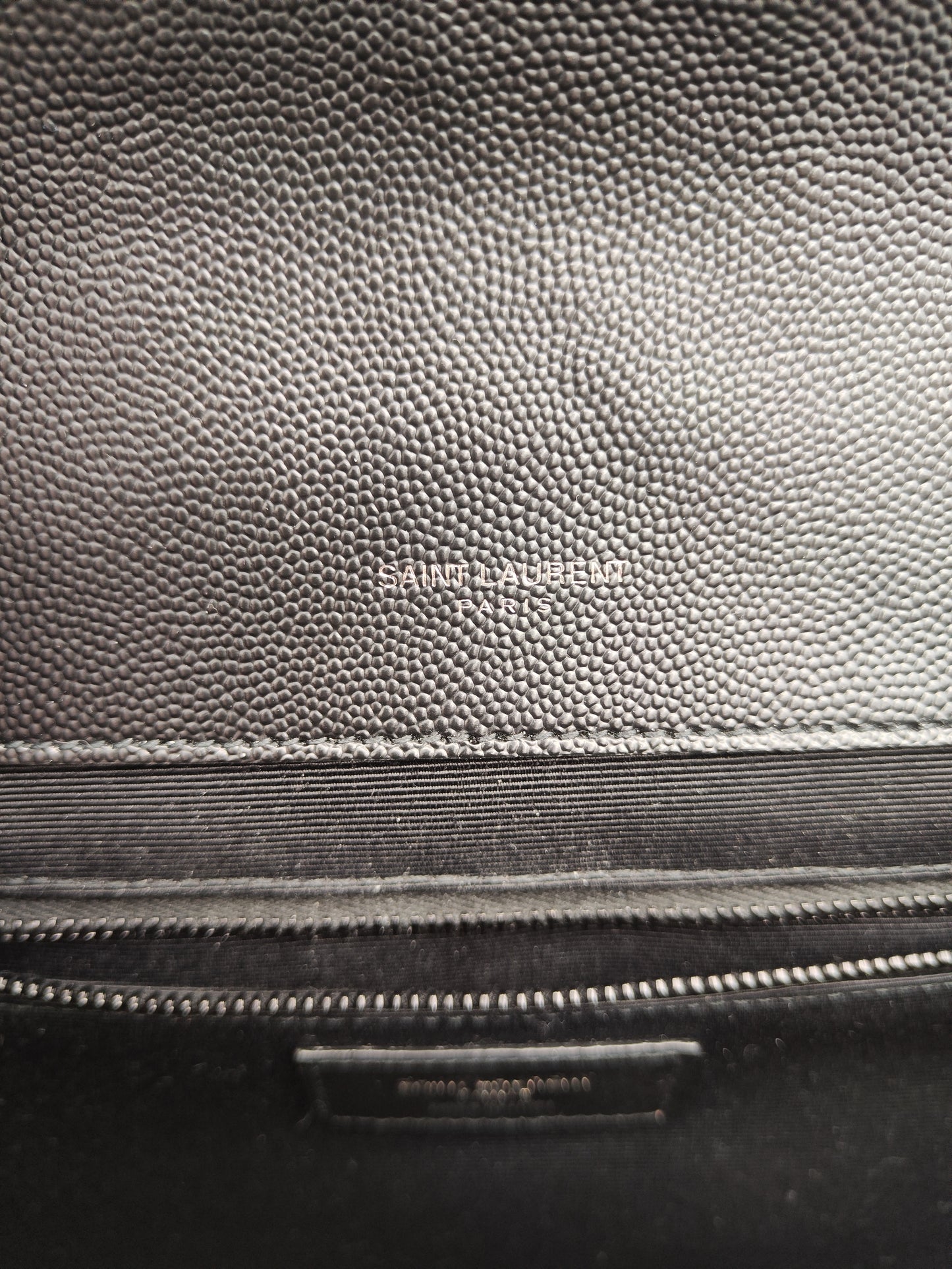 Saint Laurent Enveloppe