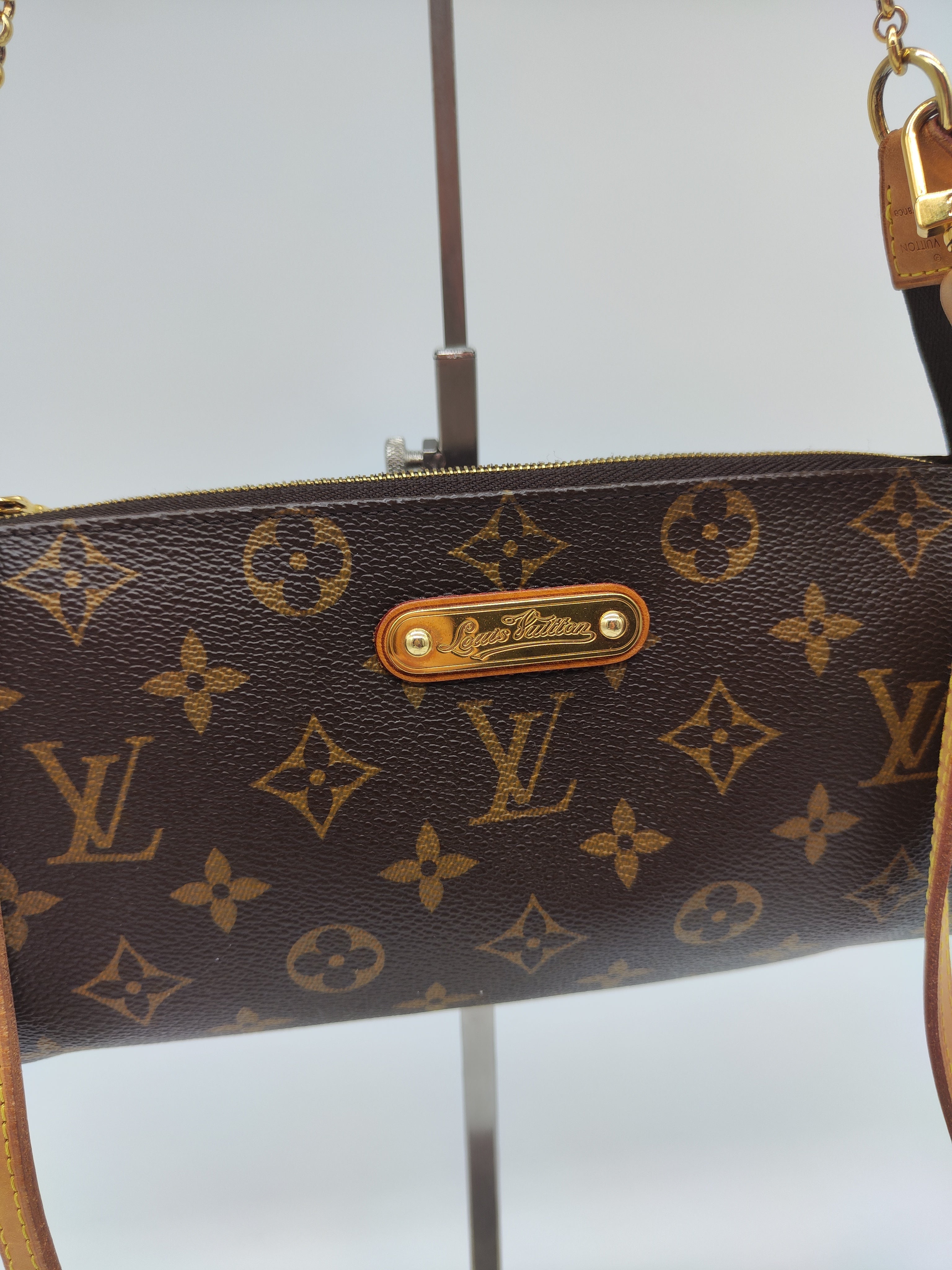 Pochette Eva