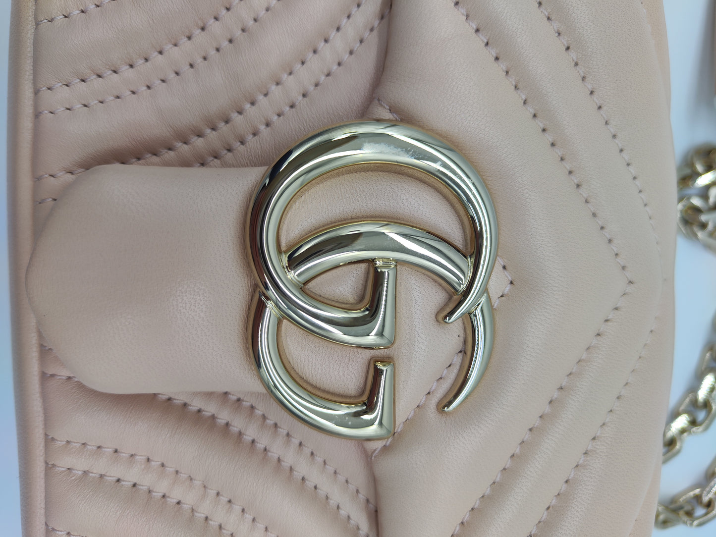 Marmont Gucci cipria