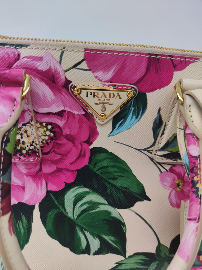 Prada Galleria fiori