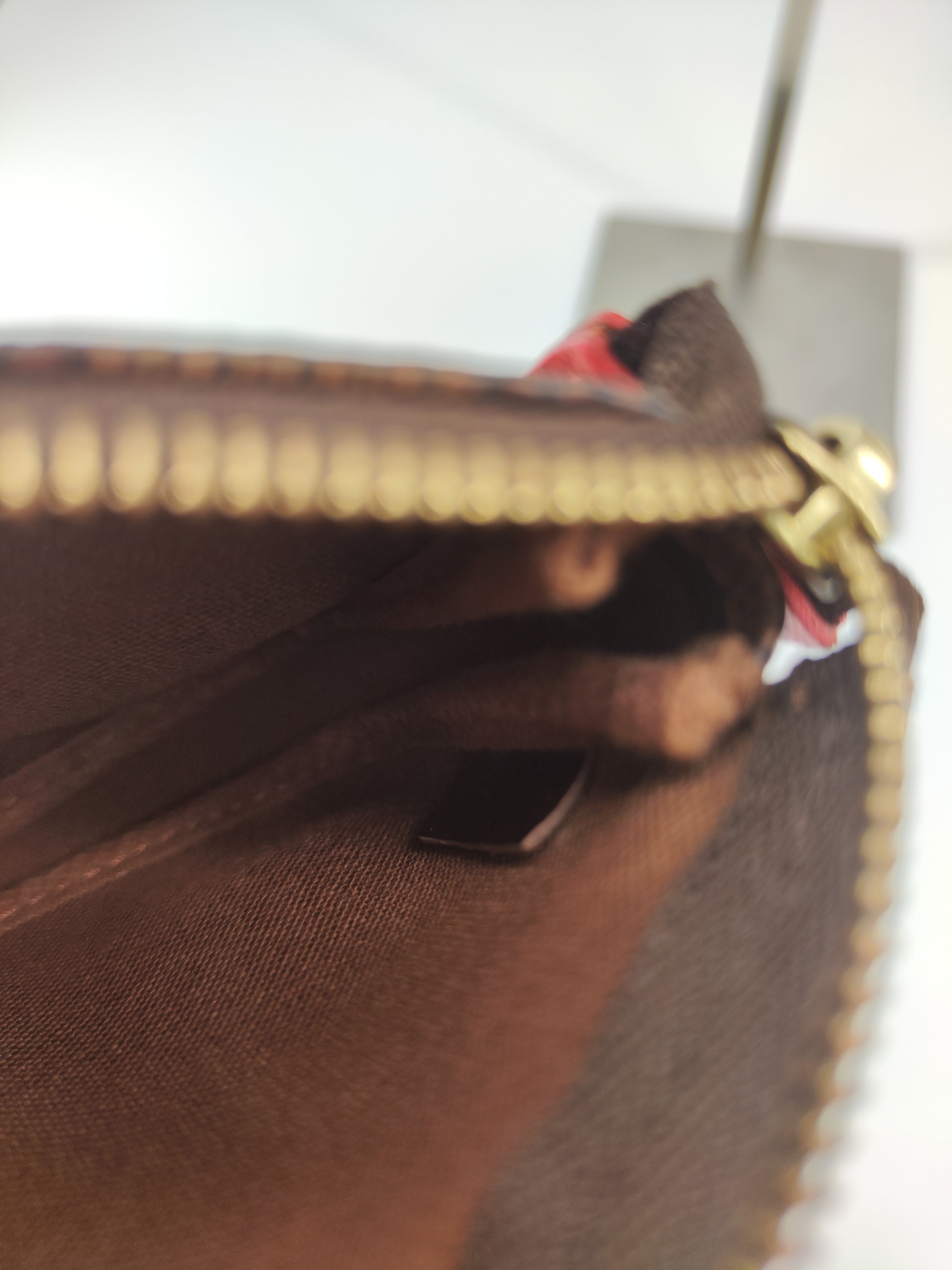 Pochette LV Limited Edition partenza