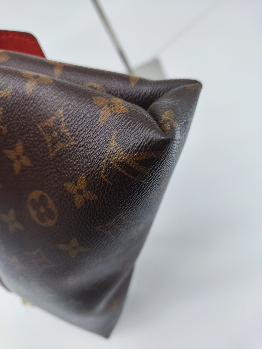 Louis Vuitton Pallas