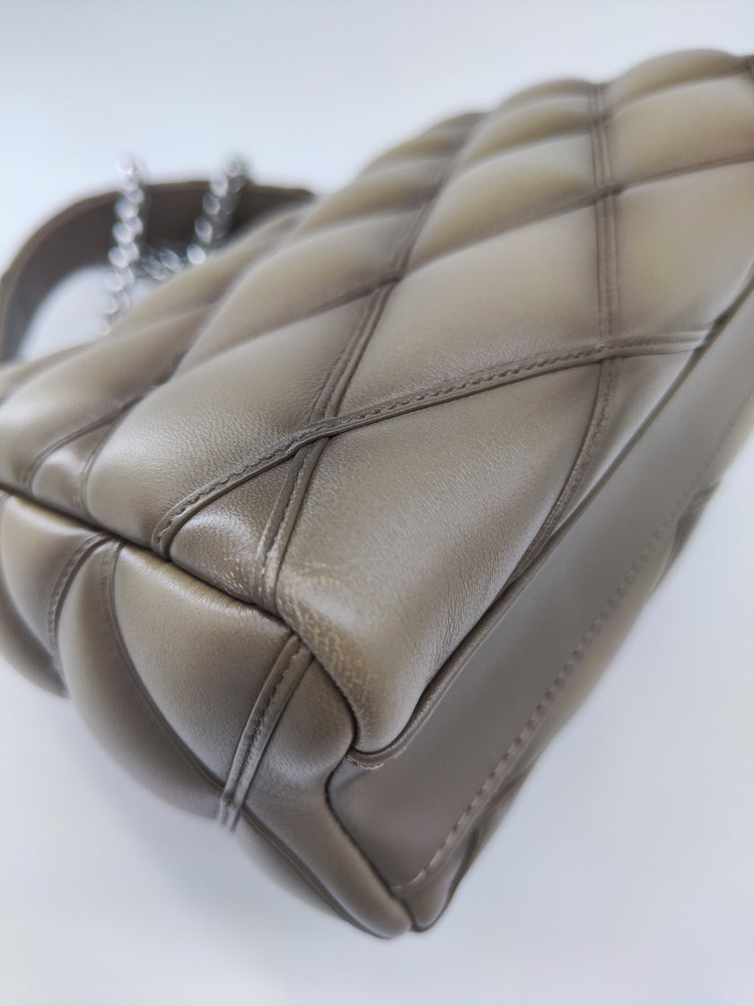 Louis Vuitton 14