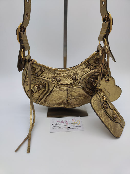 Balenciaga Le Cagole