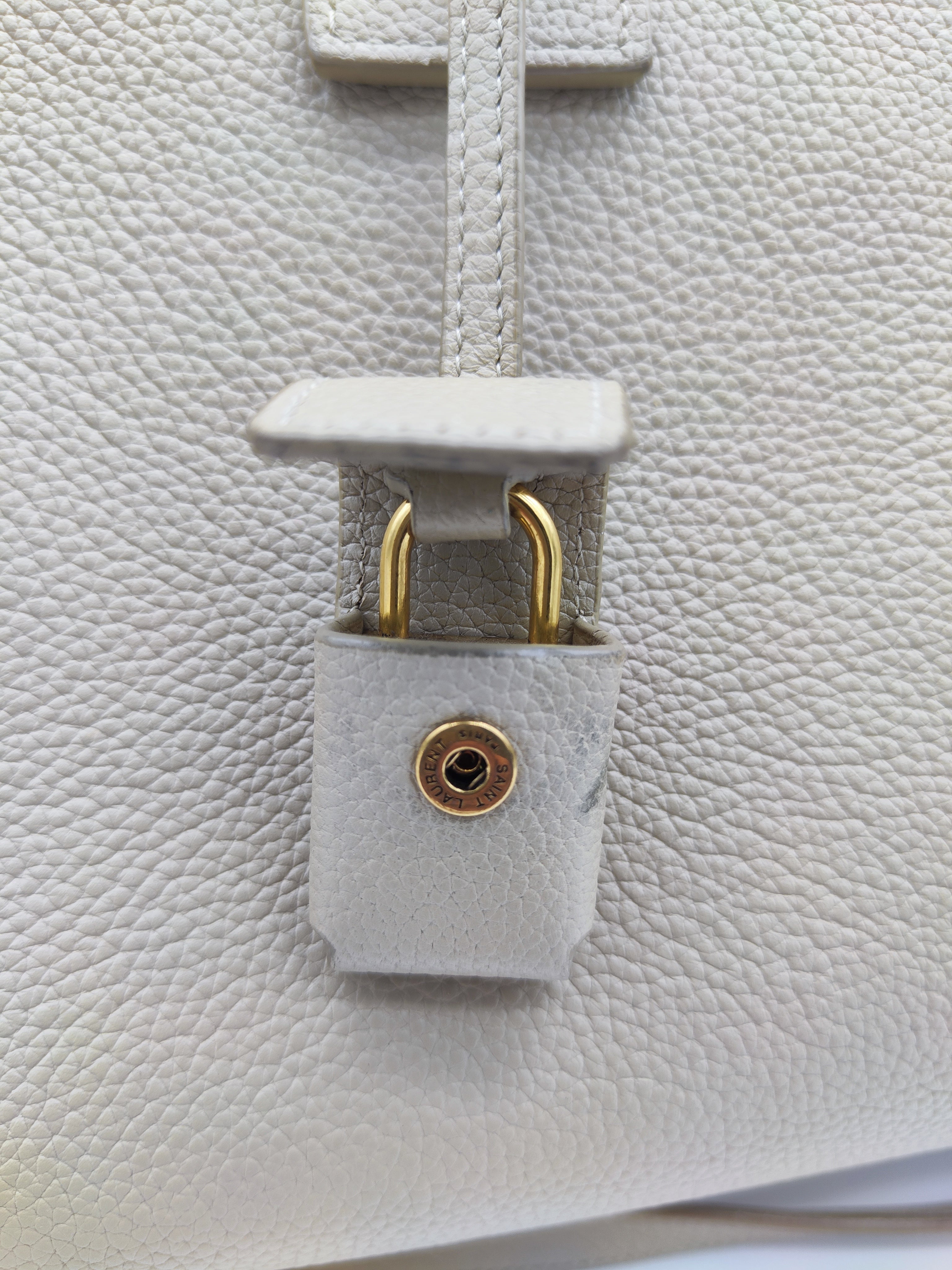 Sac de jour YSL