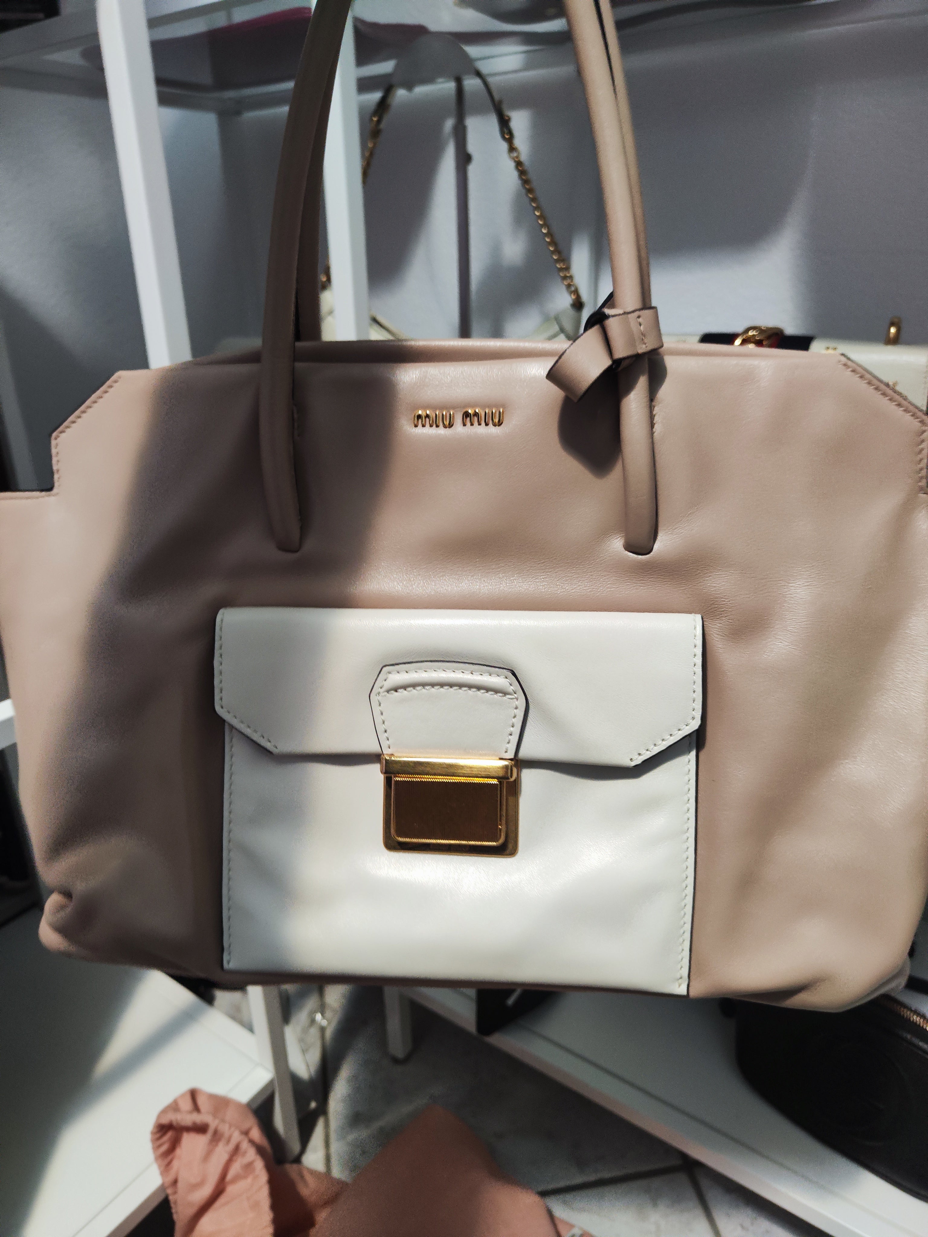 Miu Miu shopping