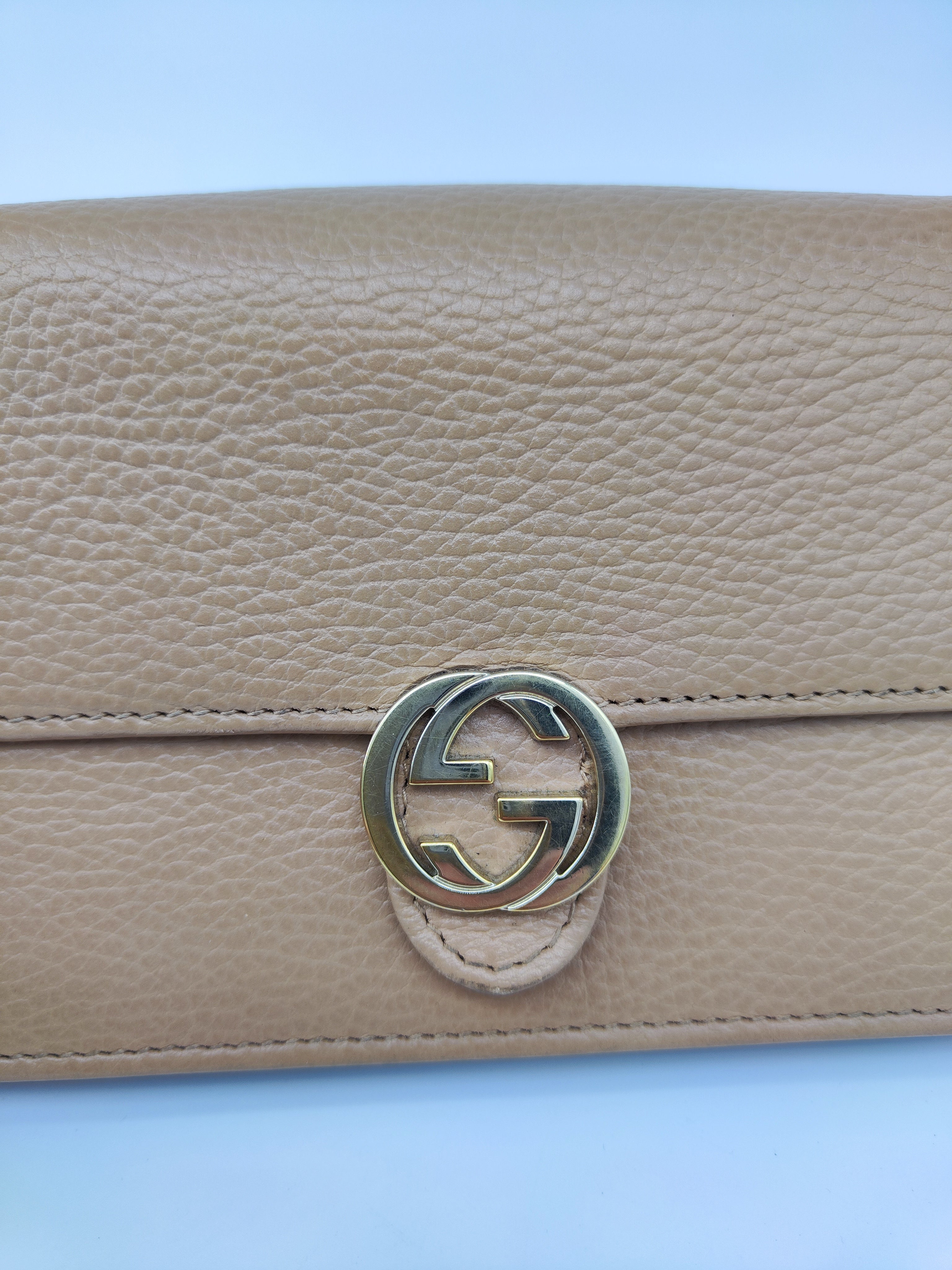 Gucci Interlocking beige
