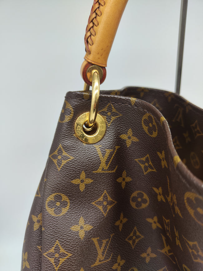 Louis Vuitton Artsy