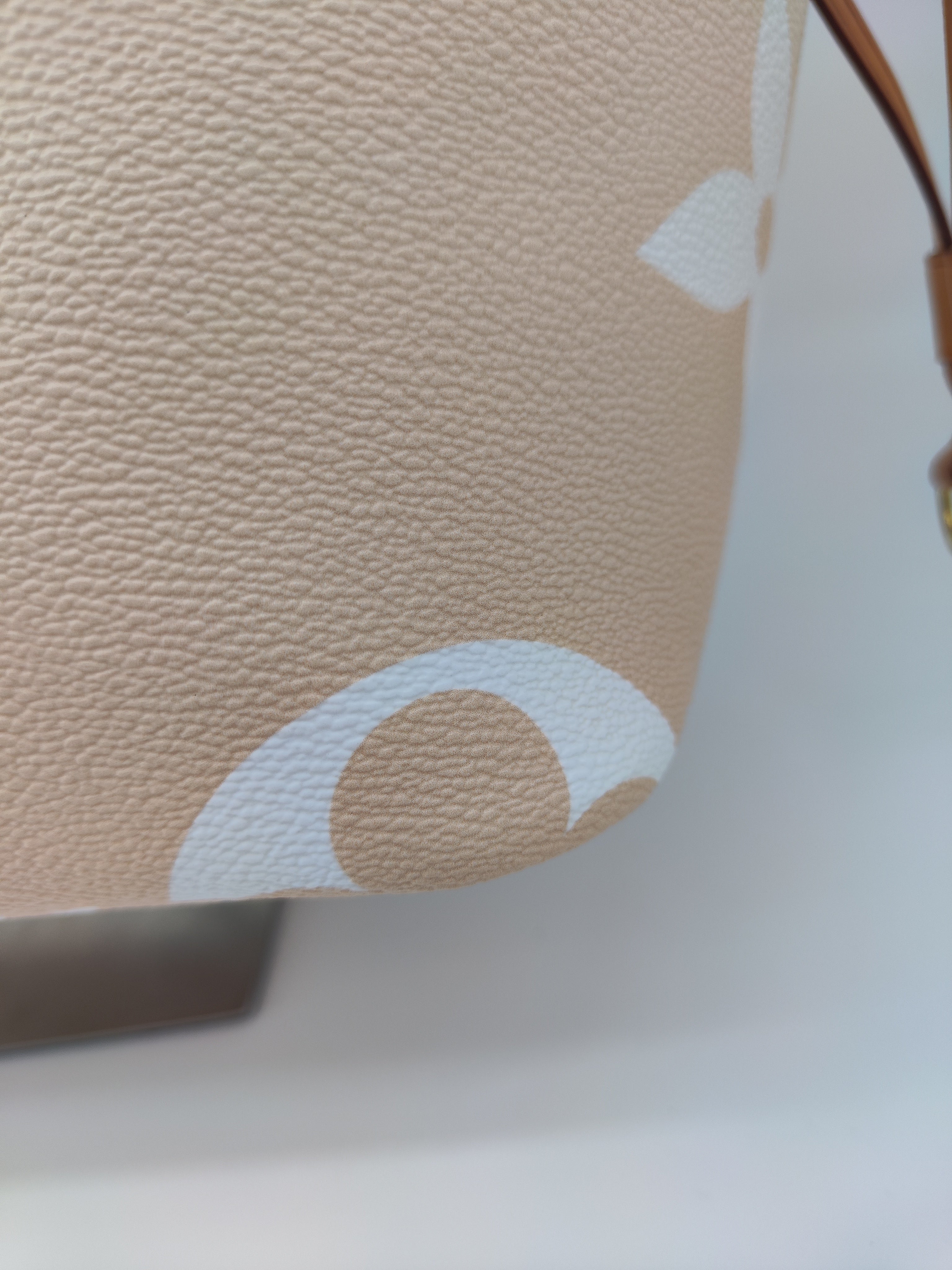 Neverfull Limited edition