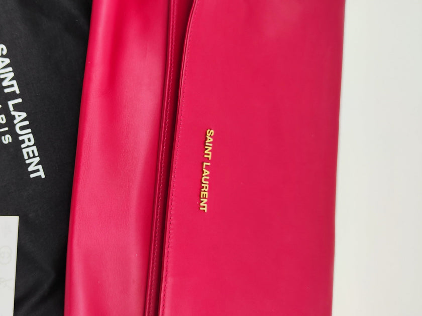 Pochette Yves Saint Laurent