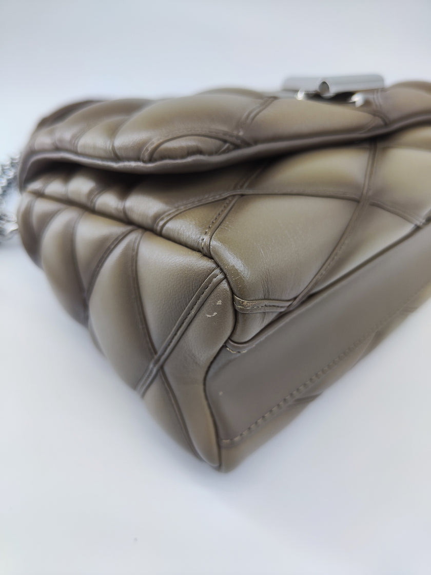 Louis Vuitton 14