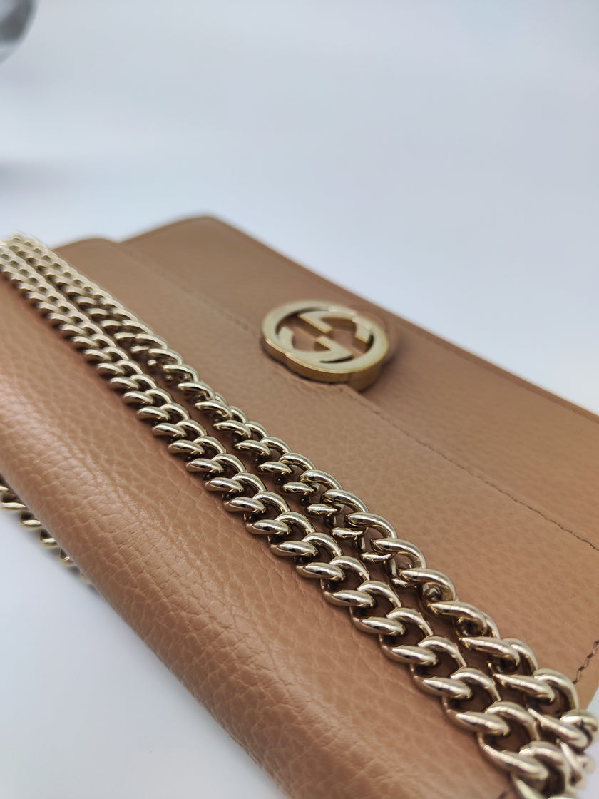 Gucci Interlocking beige