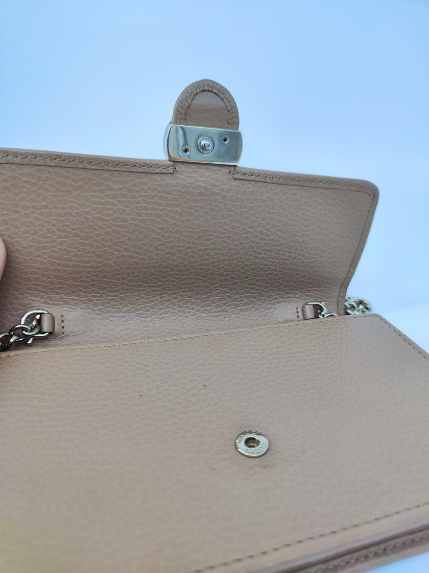 Gucci Interlocking beige