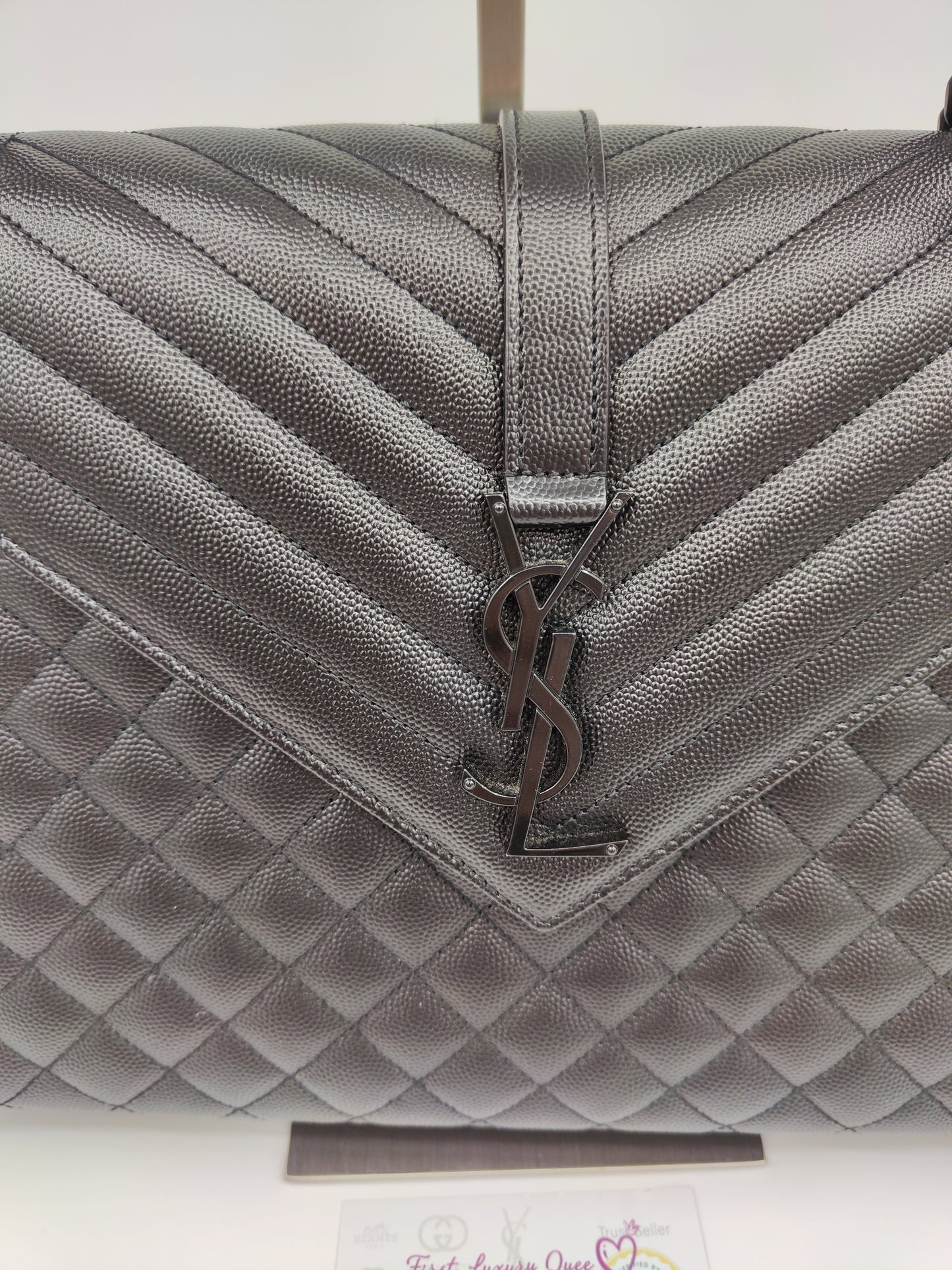 Saint Laurent Enveloppe