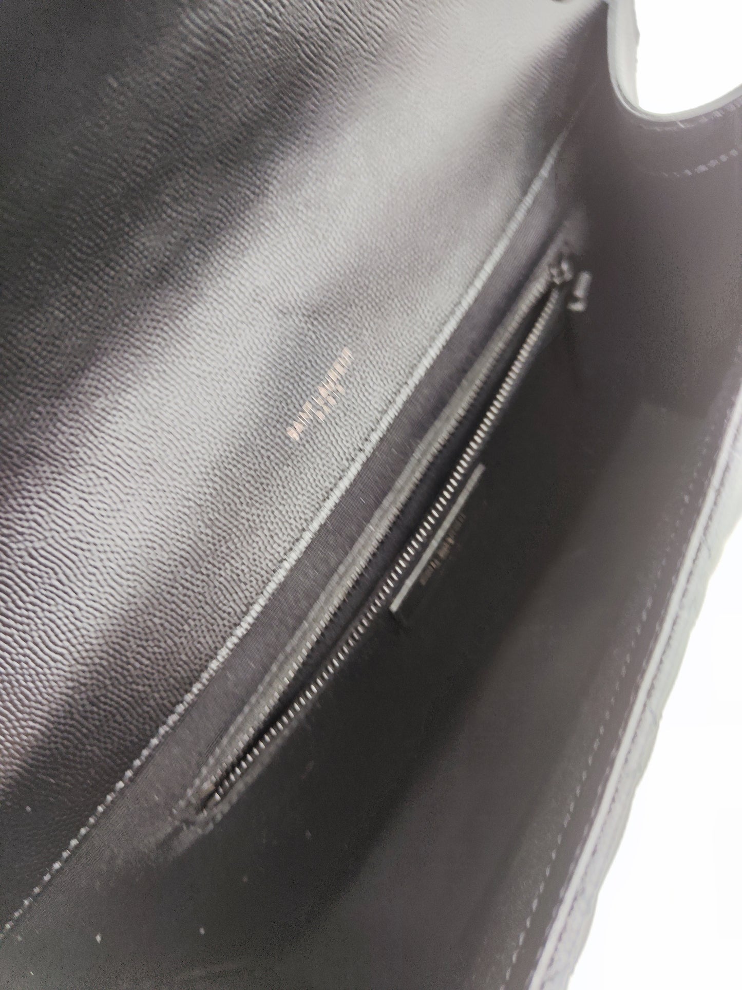 Saint Laurent Enveloppe