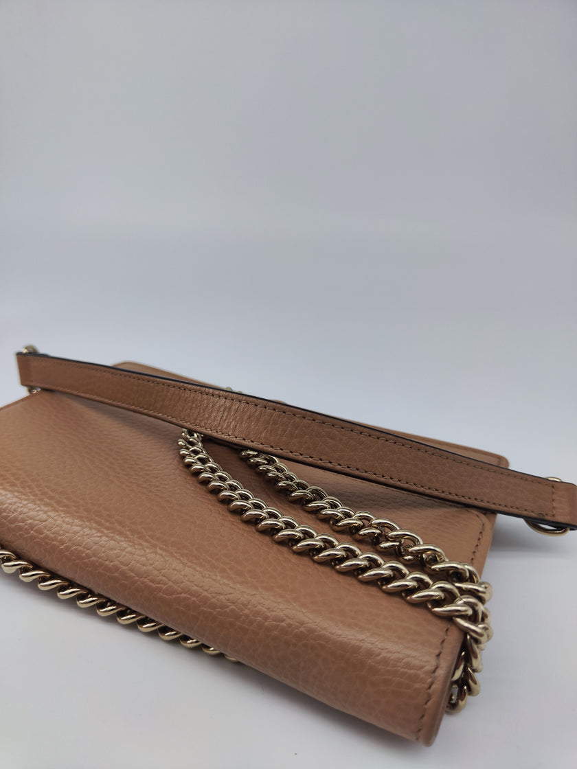 Gucci Interlocking beige